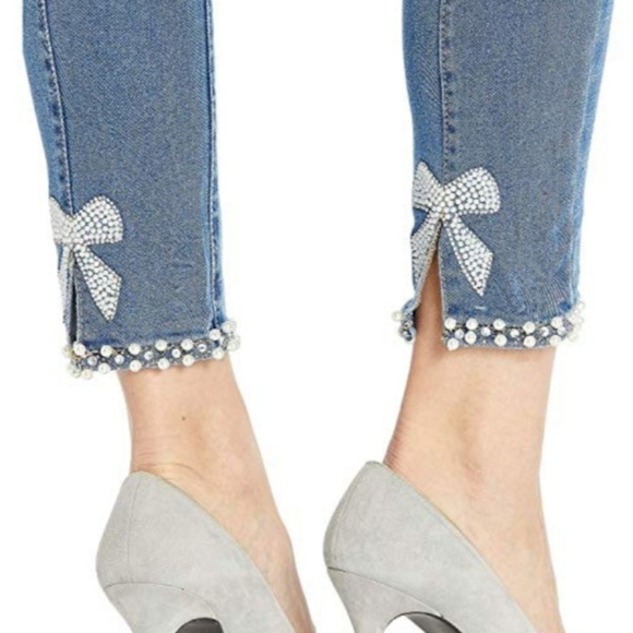 Bebe Heartbreaker Ankle Skinny Jean Bow 